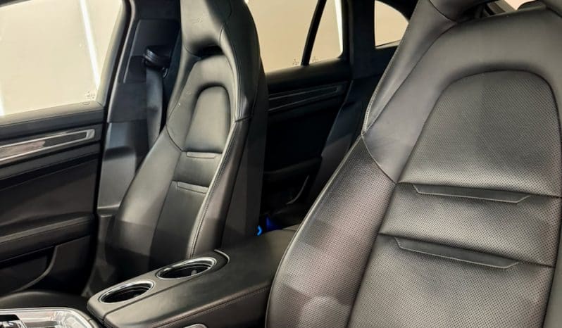 
								PORSCHE PANAMERA SPORT TURISMO TURBO S E-HYBRID 4.0 V8 PDK8 700 CH full									