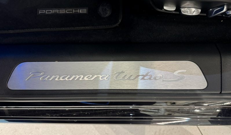 
								PORSCHE PANAMERA SPORT TURISMO TURBO S E-HYBRID 4.0 V8 PDK8 700 CH full									