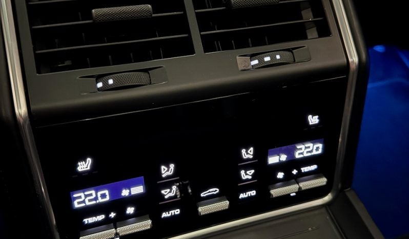 
								PORSCHE PANAMERA SPORT TURISMO TURBO S E-HYBRID 4.0 V8 PDK8 700 CH full									