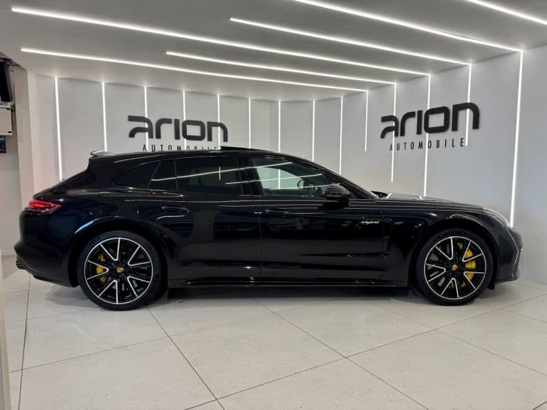 
								PORSCHE PANAMERA SPORT TURISMO TURBO S E-HYBRID 4.0 V8 PDK8 700 CH full									