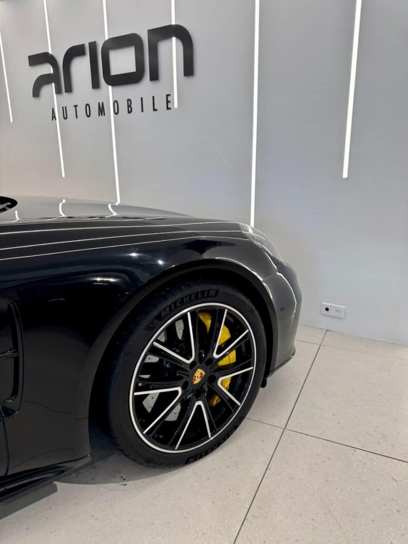 
								PORSCHE PANAMERA SPORT TURISMO TURBO S E-HYBRID 4.0 V8 PDK8 700 CH full									