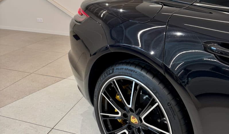 
								PORSCHE PANAMERA SPORT TURISMO TURBO S E-HYBRID 4.0 V8 PDK8 700 CH full									