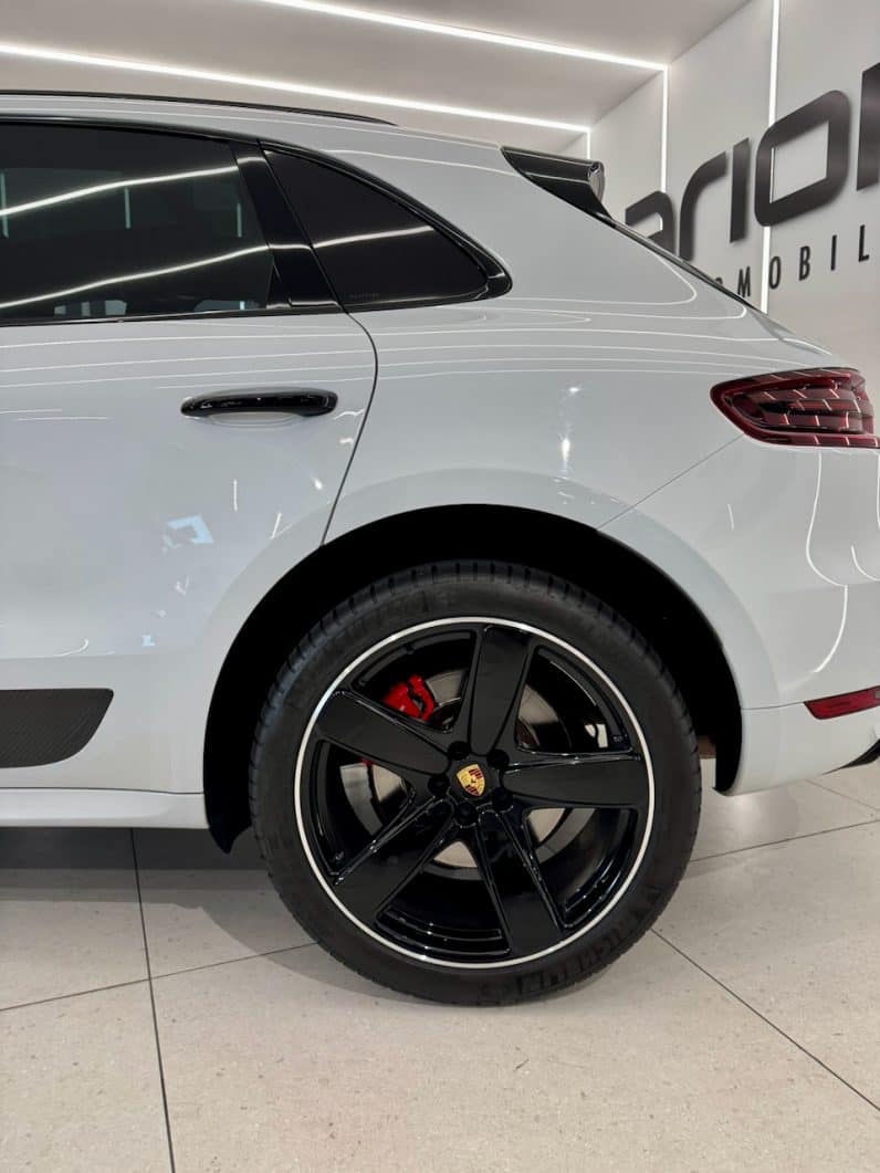 
								PORSCHE MACAN TURBO 3.6 V6 PDK 400 CH full									