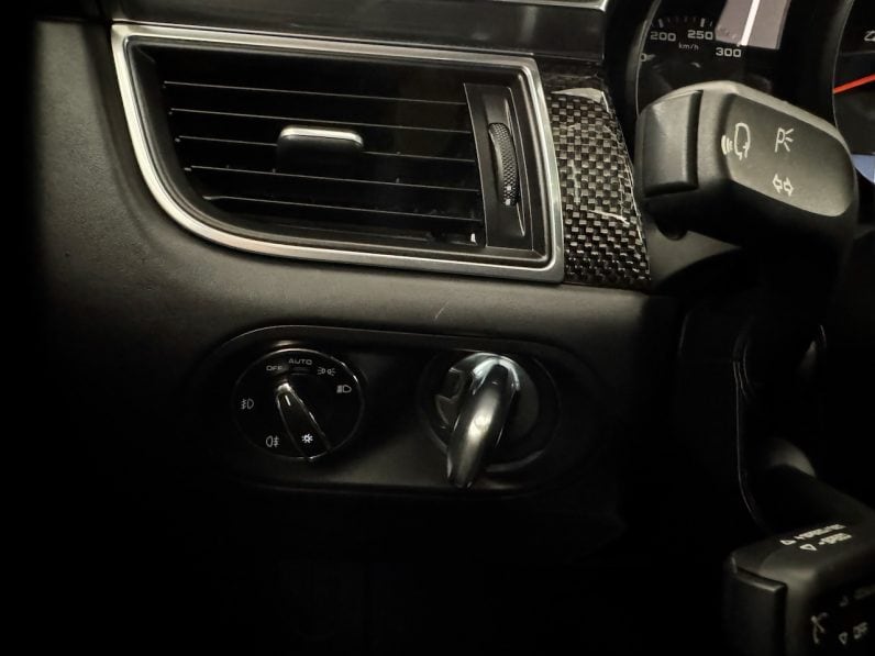 
								PORSCHE MACAN TURBO 3.6 V6 PDK 400 CH full									