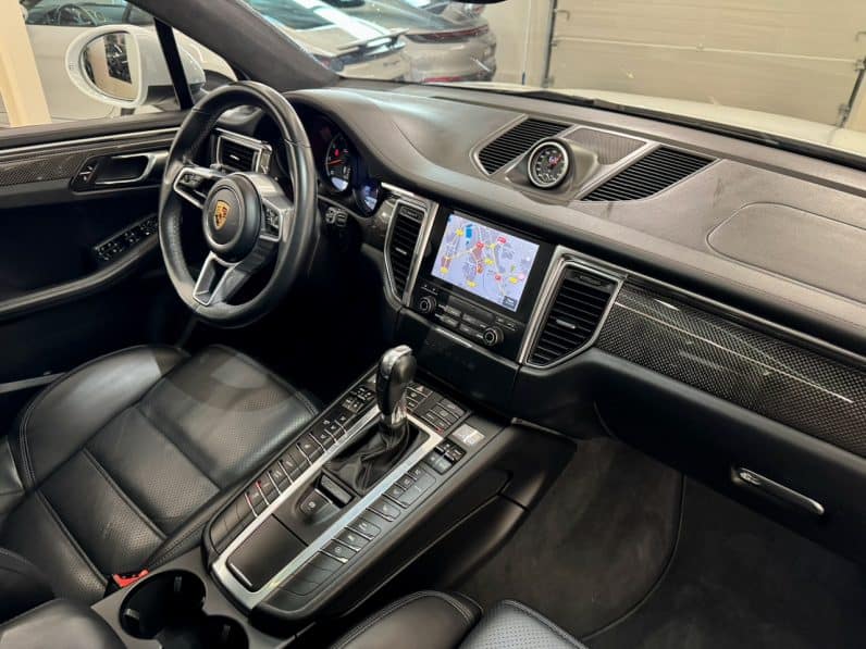 
								PORSCHE MACAN TURBO 3.6 V6 PDK 400 CH full									