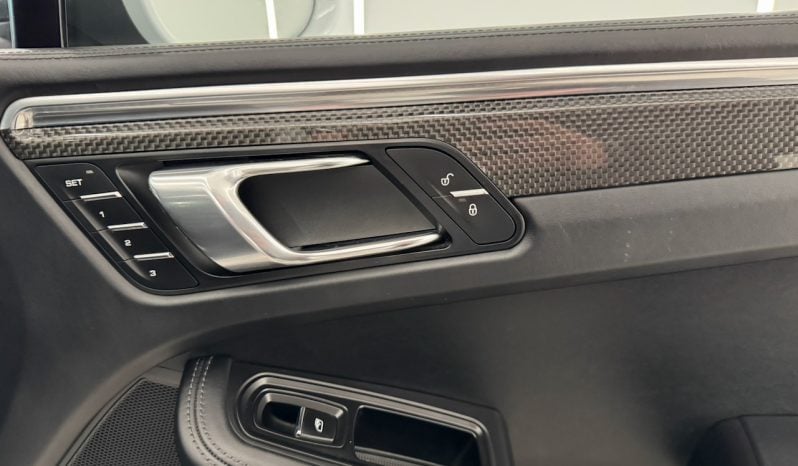 
								PORSCHE MACAN TURBO 3.6 V6 PDK 400 CH full									