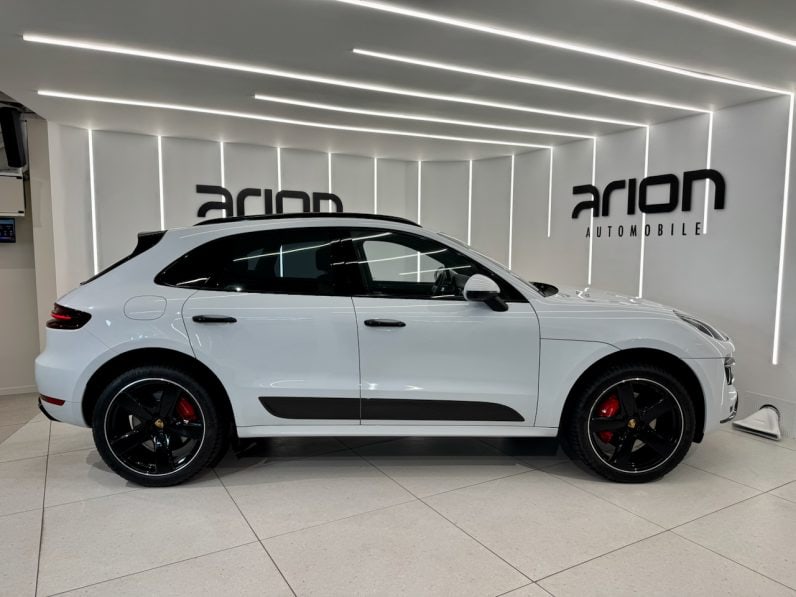 
								PORSCHE MACAN TURBO 3.6 V6 PDK 400 CH full									