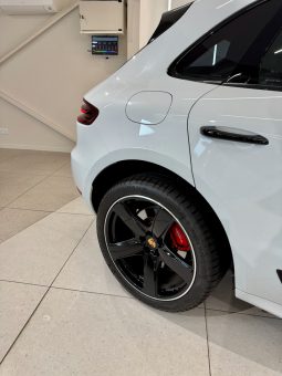 
										PORSCHE MACAN TURBO 3.6 V6 PDK 400 CH full									