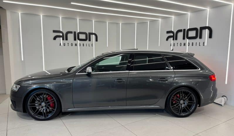 
								AUDI RS4 Quattro (B8) Avant 4.2 TFSi V8 S-Tronic 450 cv full									