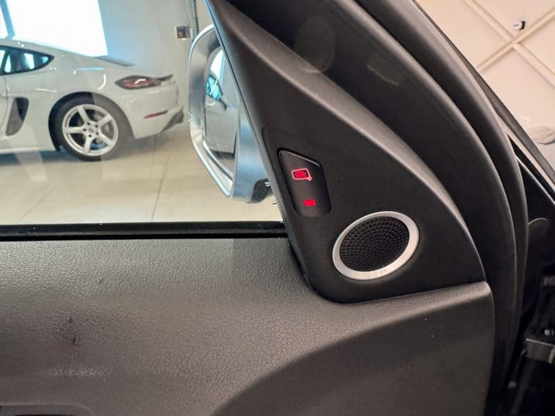 
								AUDI RS4 Quattro (B8) Avant 4.2 TFSi V8 S-Tronic 450 cv full									