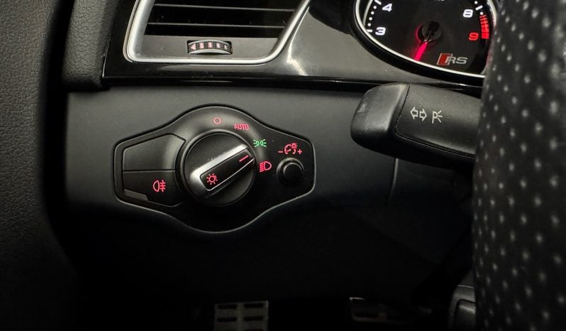 
								AUDI RS4 Quattro (B8) Avant 4.2 TFSi V8 S-Tronic 450 cv full									