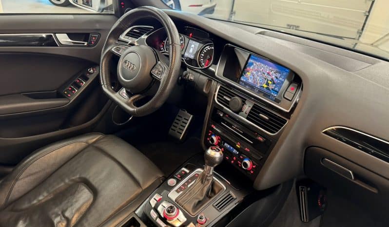 
								AUDI RS4 Quattro (B8) Avant 4.2 TFSi V8 S-Tronic 450 cv full									