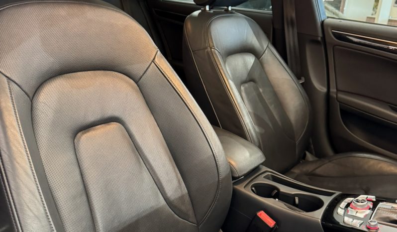 
								AUDI RS4 Quattro (B8) Avant 4.2 TFSi V8 S-Tronic 450 cv full									