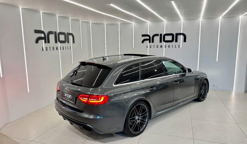 
								AUDI RS4 Quattro (B8) Avant 4.2 TFSi V8 S-Tronic 450 cv full									