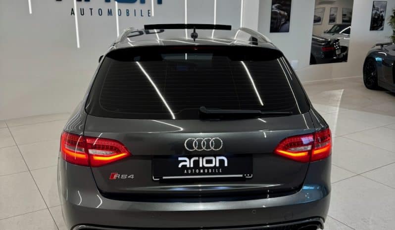 
								AUDI RS4 Quattro (B8) Avant 4.2 TFSi V8 S-Tronic 450 cv full									