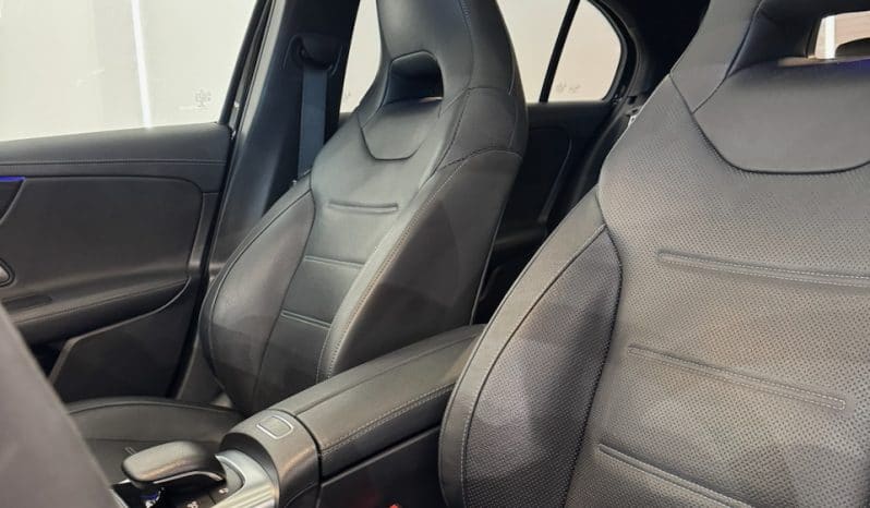 
								MERCEDES-BENZ Classe A 45 S AMG 2.0 Ti 4MATIC 8G-DCT 421 cv full									