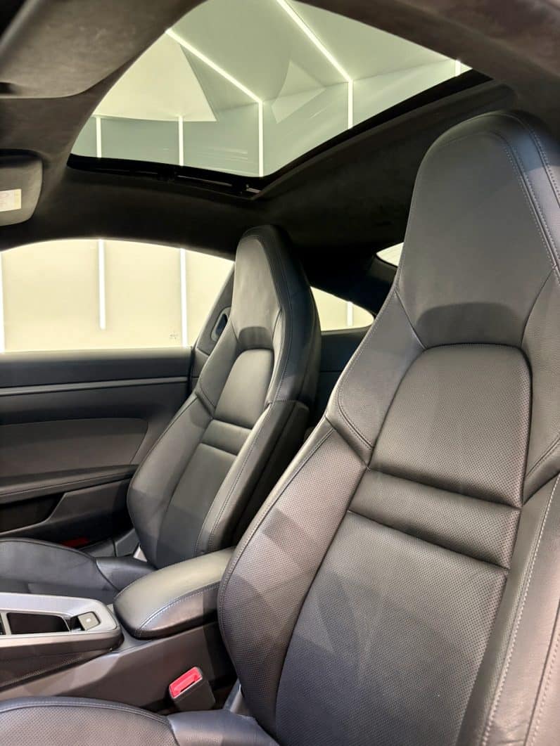 
								PORSCHE 911 992 Carrera 4S Coupé 3.0 PDK 450 cv full									