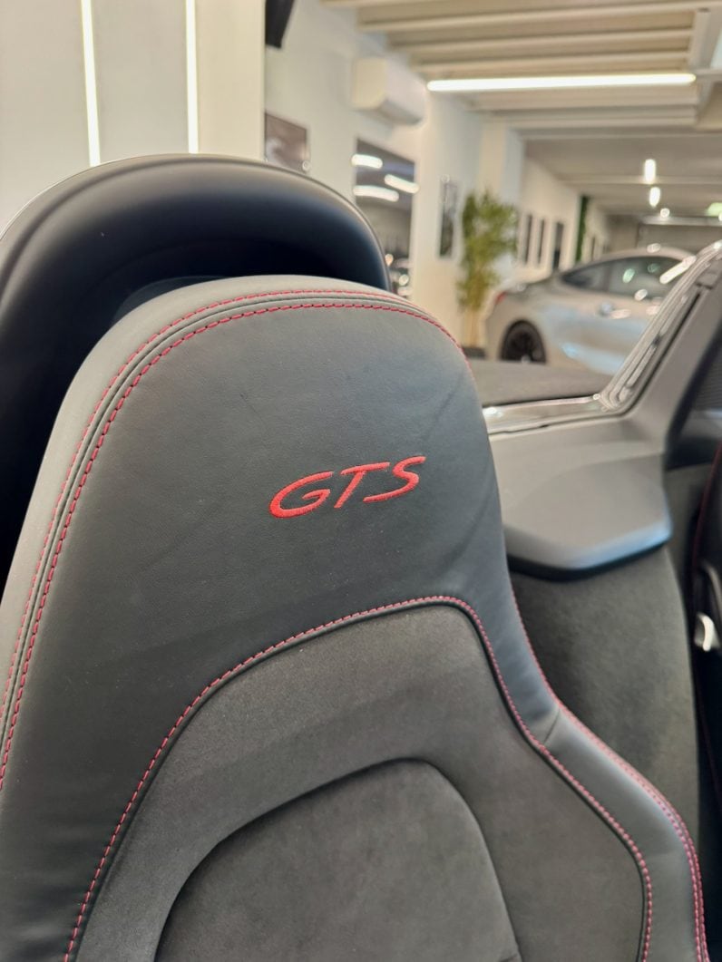 
								PORSCHE Boxster 718 GTS 2.5 Roadster PDK 365 cv full									