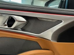 
										BMW Série 8 G15 Coupé M850i xDrive 4.4 i V8 530 cv Carbon Core full									