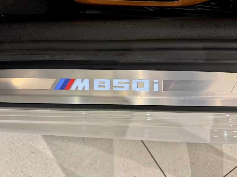 
								BMW Série 8 G15 Coupé M850i xDrive 4.4 i V8 530 cv Carbon Core full									