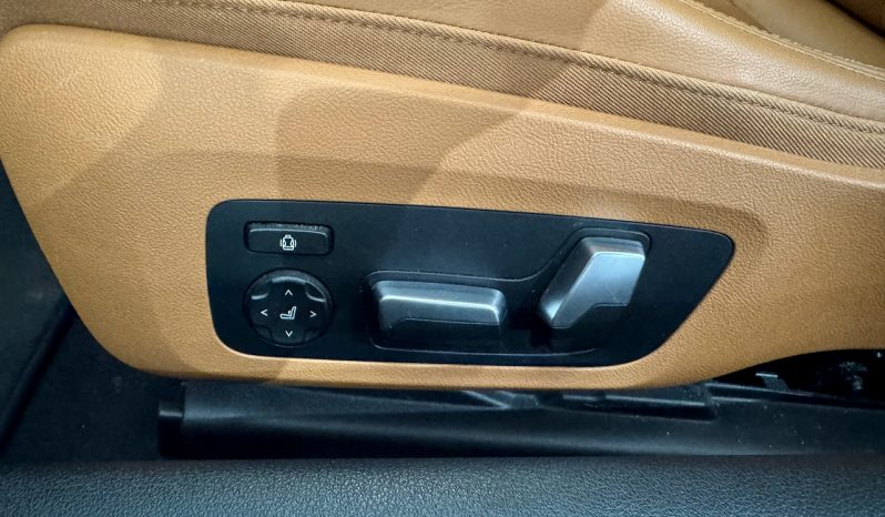 
								BMW Série 8 G15 Coupé M850i xDrive 4.4 i V8 530 cv Carbon Core full									