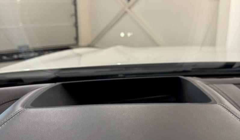 
								BMW Série 8 G15 Coupé M850i xDrive 4.4 i V8 530 cv Carbon Core full									