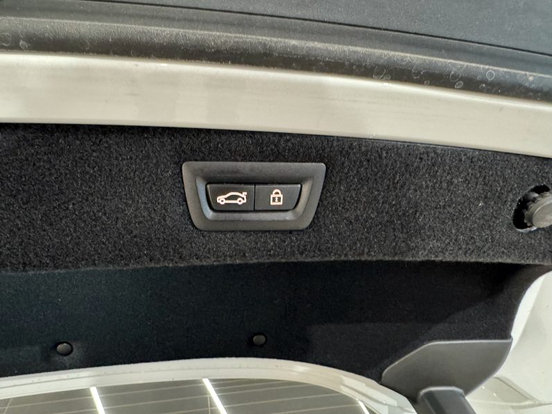 
								BMW Série 8 G15 Coupé M850i xDrive 4.4 i V8 530 cv Carbon Core full									