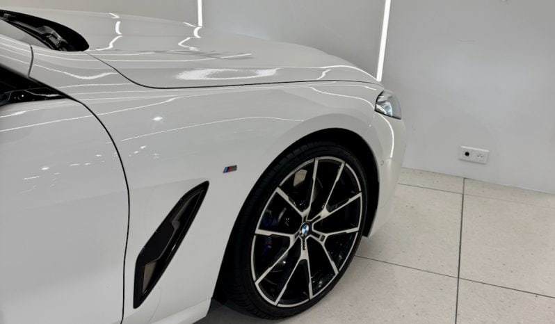 
								BMW Série 8 G15 Coupé M850i xDrive 4.4 i V8 530 cv Carbon Core full									