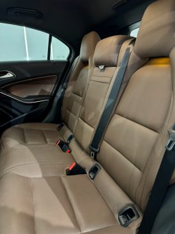 
										MERCEDES-BENZ Classe A 45 AMG Phase 2 2.0 4MATIC 7G-DCT 381 cv full									