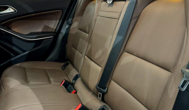 
								MERCEDES-BENZ Classe A 45 AMG Phase 2 2.0 4MATIC 7G-DCT 381 cv full									