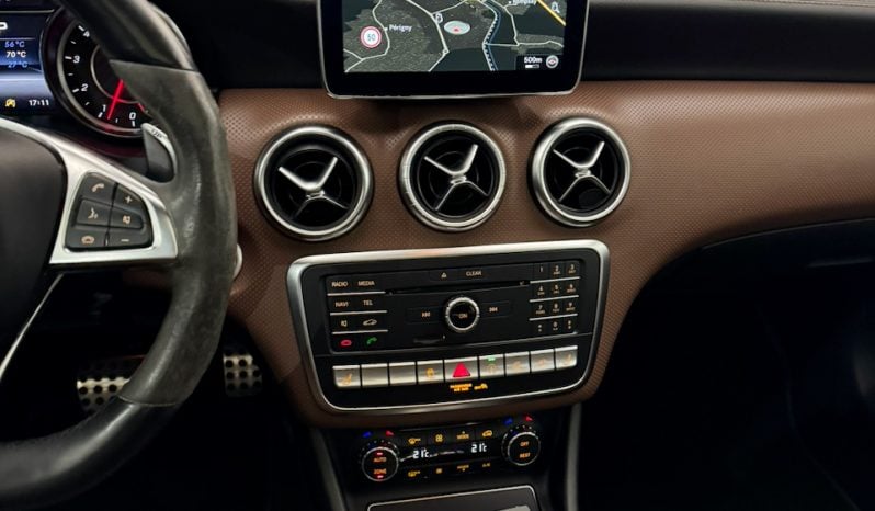 
								MERCEDES-BENZ Classe A 45 AMG Phase 2 2.0 4MATIC 7G-DCT 381 cv full									