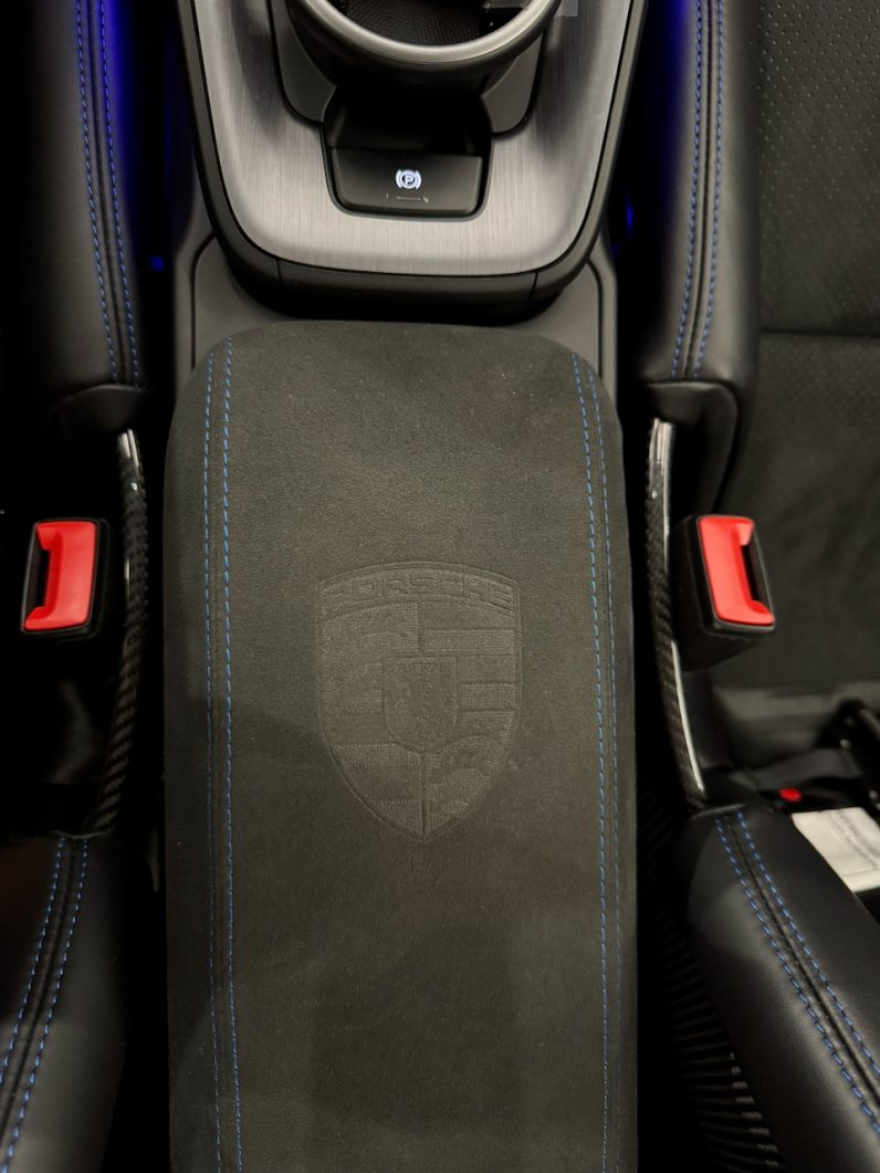 
								PORSCHE 911 TYPE 992 GT3 4.0 510 CH PDK full									