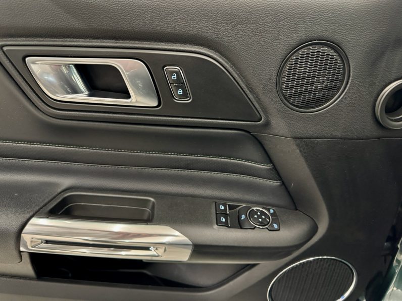 
								FORD MUSTANG COUPE BULLITT PHASE 2 V8 5.0L 460 CH MAGNERIDE full									