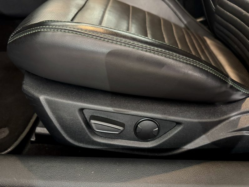 
								FORD MUSTANG COUPE BULLITT PHASE 2 V8 5.0L 460 CH MAGNERIDE full									