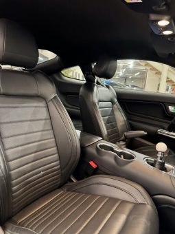 
										FORD MUSTANG COUPE BULLITT PHASE 2 V8 5.0L 460 CH MAGNERIDE full									