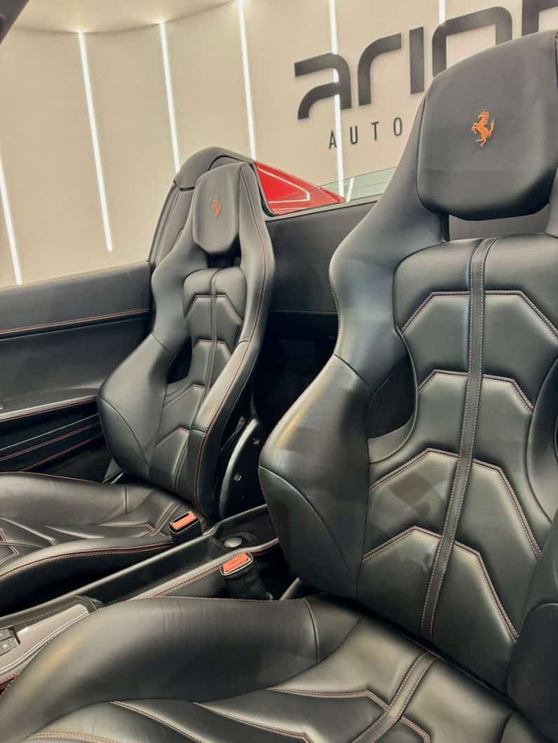 
								FERRARI 458 ITALIA SPIDER 4.5 V8 570 cv full									