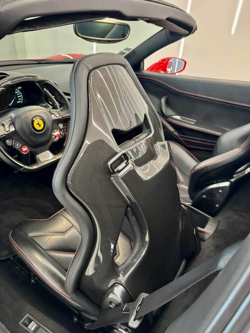 
								FERRARI 458 ITALIA SPIDER 4.5 V8 570 cv full									