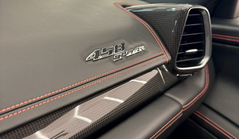 
								FERRARI 458 ITALIA SPIDER 4.5 V8 570 cv full									