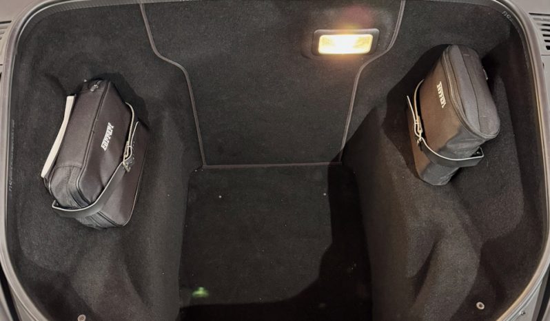 
								FERRARI 458 ITALIA SPIDER 4.5 V8 570 cv full									