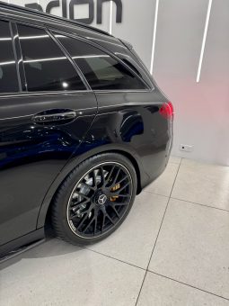 
										MERCEDES CLASSE C63 S BREAK 4.0 V8 510 ch Speedshift MCT AMG full									