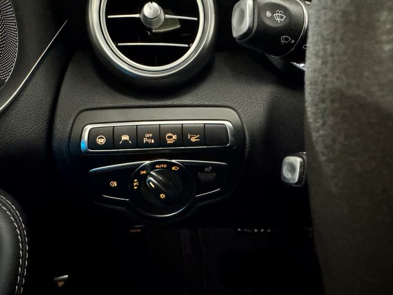 
								MERCEDES CLASSE C63 S BREAK 4.0 V8 510 ch Speedshift MCT AMG full									