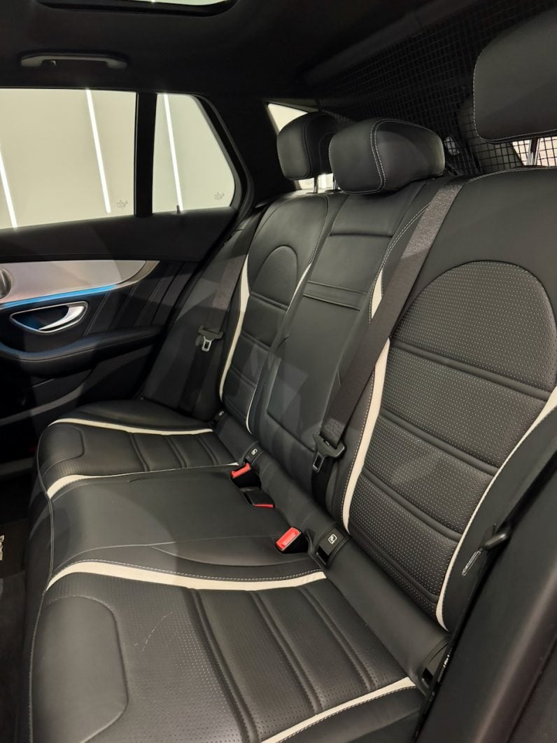 
								MERCEDES CLASSE C63 S BREAK 4.0 V8 510 ch Speedshift MCT AMG full									