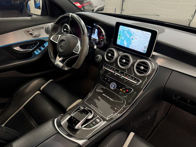 
								MERCEDES CLASSE C63 S BREAK 4.0 V8 510 ch Speedshift MCT AMG full									