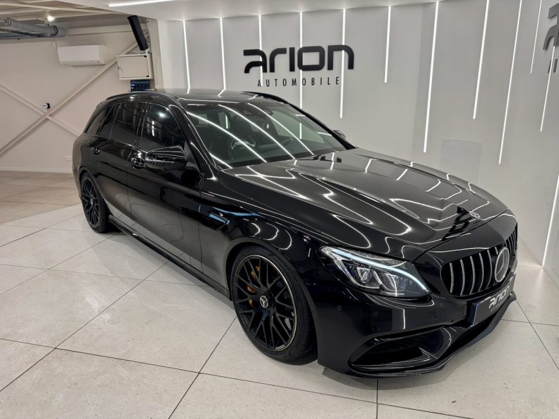 
								MERCEDES CLASSE C63 S BREAK 4.0 V8 510 ch Speedshift MCT AMG full									