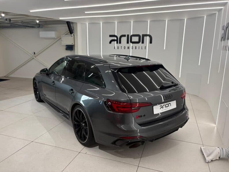 
								AUDI RS4 Avant Quattro 2.9 TFSI V6 450 cv Préparation ABT full									