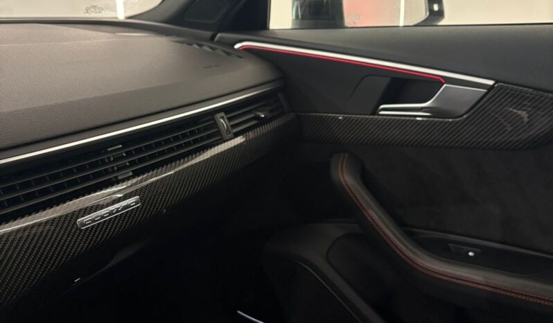 
								AUDI RS4 Avant Quattro 2.9 TFSI V6 450 cv Préparation ABT full									