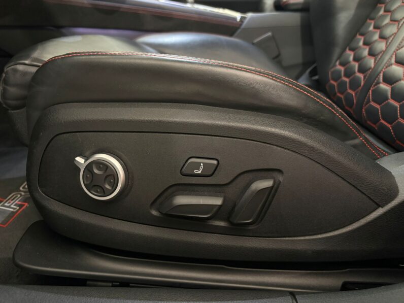 
								AUDI RS4 Avant Quattro 2.9 TFSI V6 450 cv Préparation ABT full									