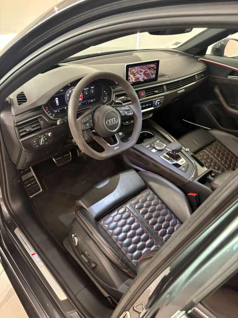 
								AUDI RS4 Avant Quattro 2.9 TFSI V6 450 cv Préparation ABT full									