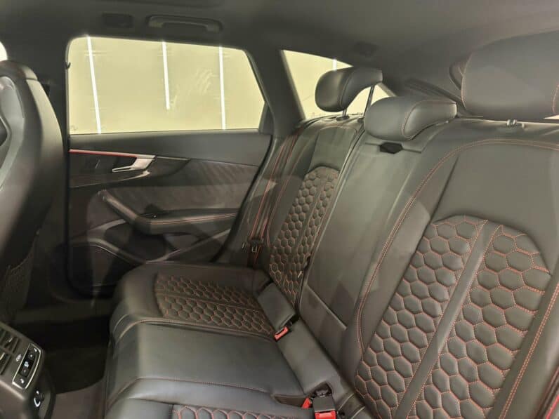 
								AUDI RS4 Avant Quattro 2.9 TFSI V6 450 cv Préparation ABT full									