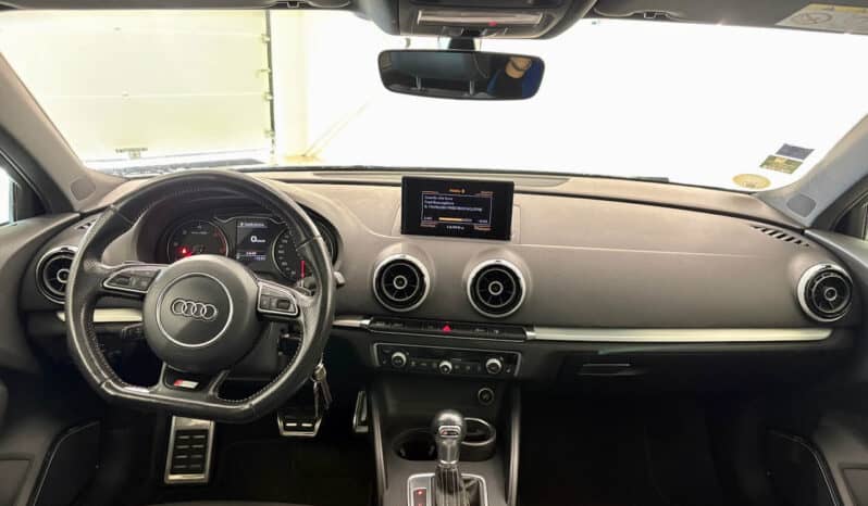 
								AUDI A3 Sportback 2.0 TDi S-Tronic6 S&S 150 cv S-Line full									